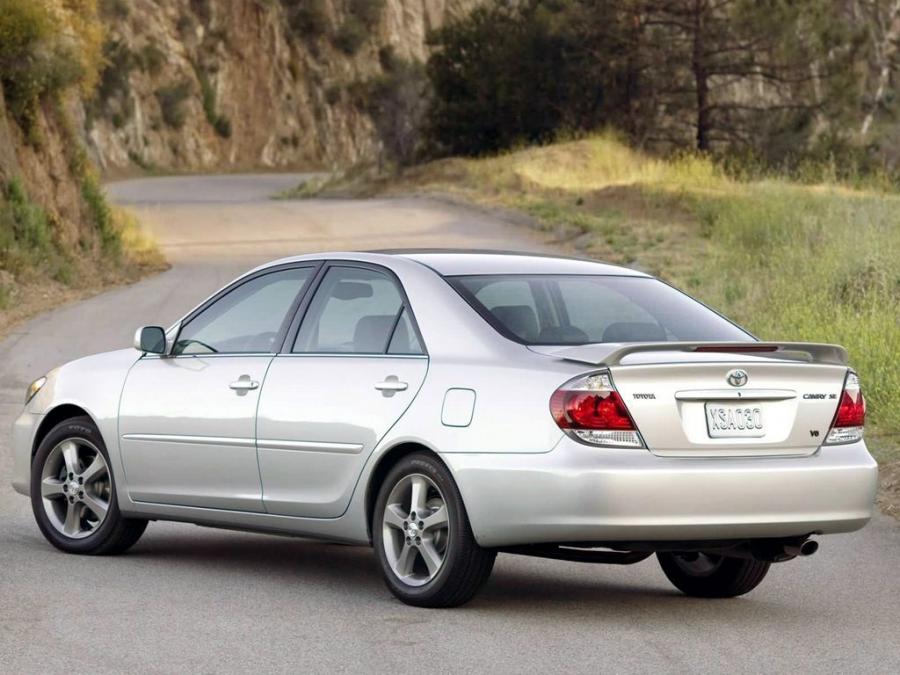  Toyota Camry SE 2004 года  (US) (фото 3 из 12)